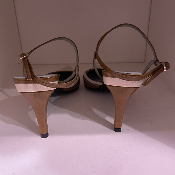 Gucci Vintage pointy toe heels size 8 1/2 B very good condition - Picture 3 of 10